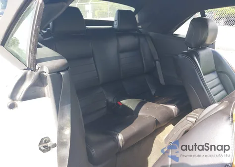 2013 Ford Mustang V6 Premium from USA, damaged, VIN 1ZVBP8EM9D5281252